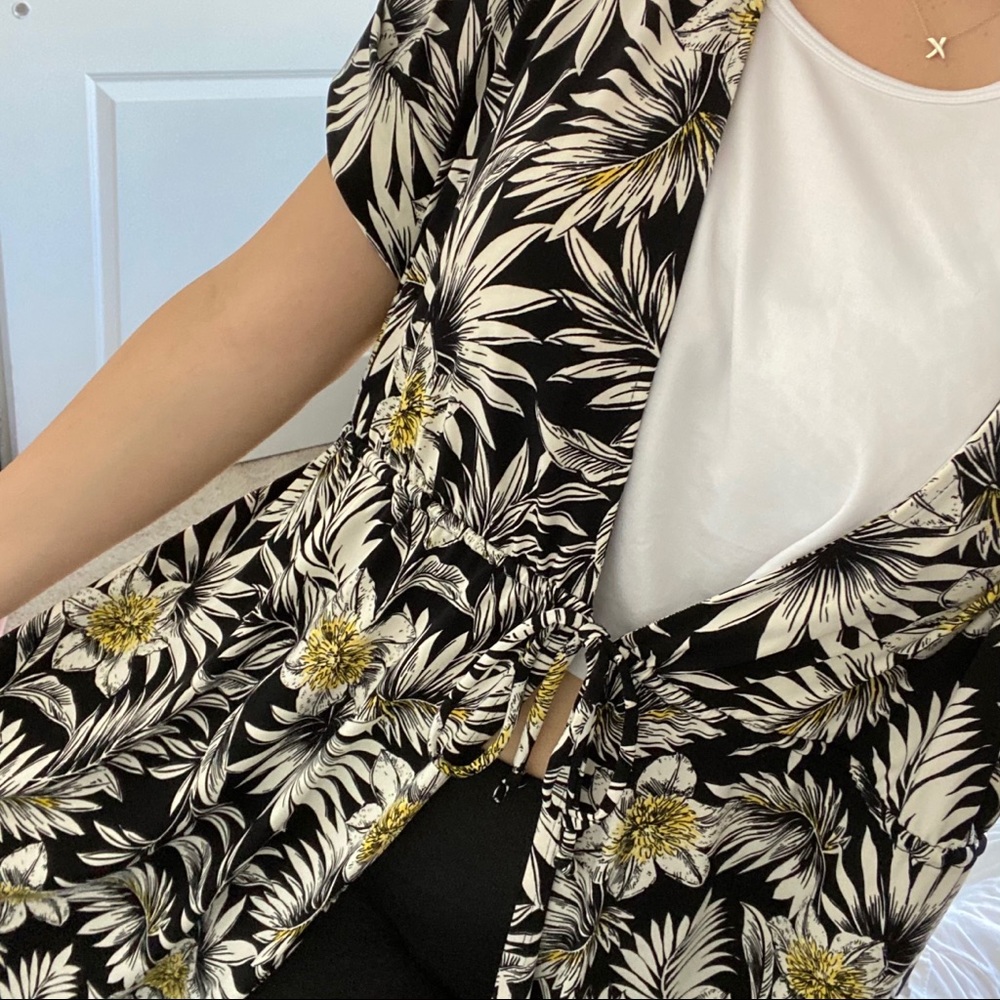 flowery short sleeve cardigan